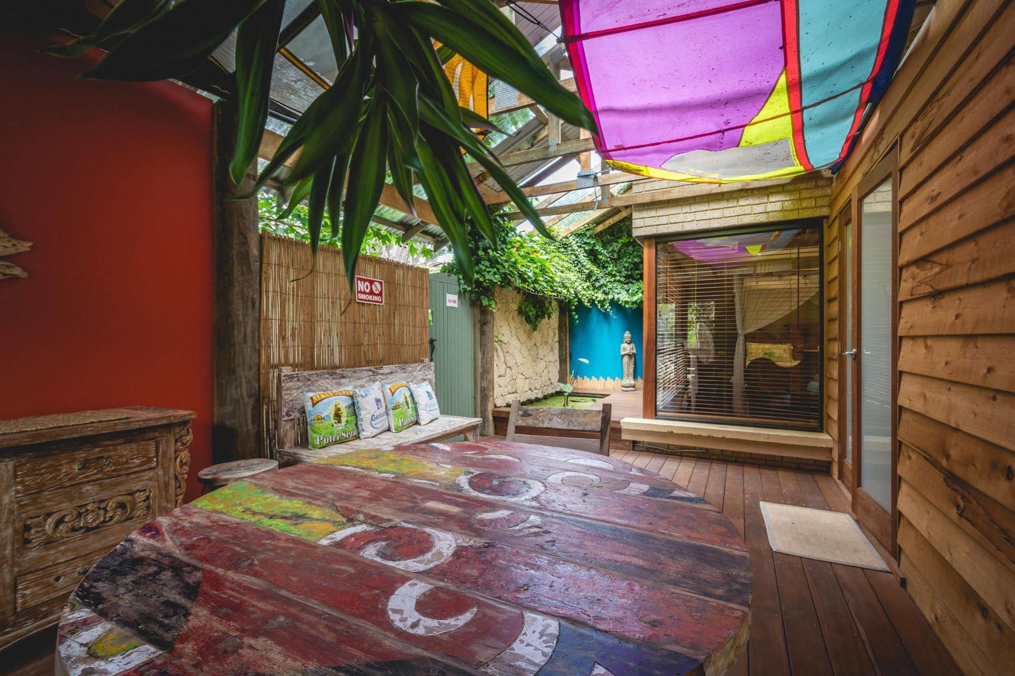 Albany Bali Style Accommodation Exteriör bild